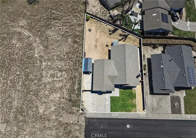 3rd image of 696 Tilia St, Santa Maria, CA 93455 | MLS# HD26103426