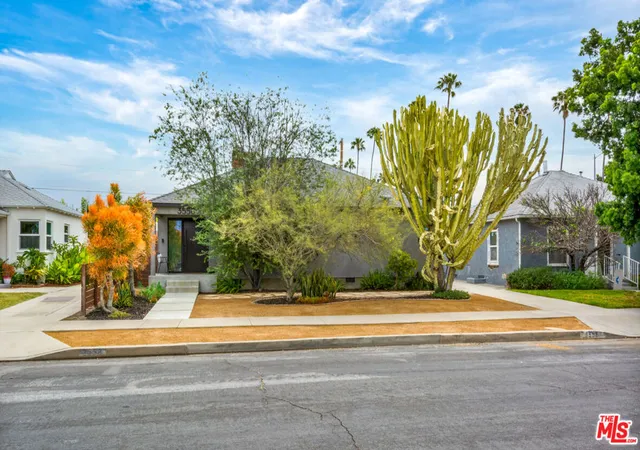 35th image of 3558 S Muirfield Rd, Los Angeles, CA 90016 | MLS# 26833321