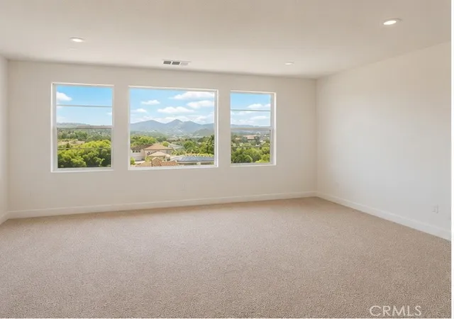5th image of 1660 Amanda Glen, Escondido, CA 92029 | MLS# OC26104642