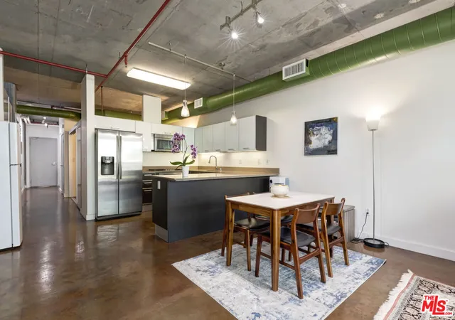 3rd image of 645 W 9Th St #240, Los Angeles, CA 90015 | MLS# 26679949