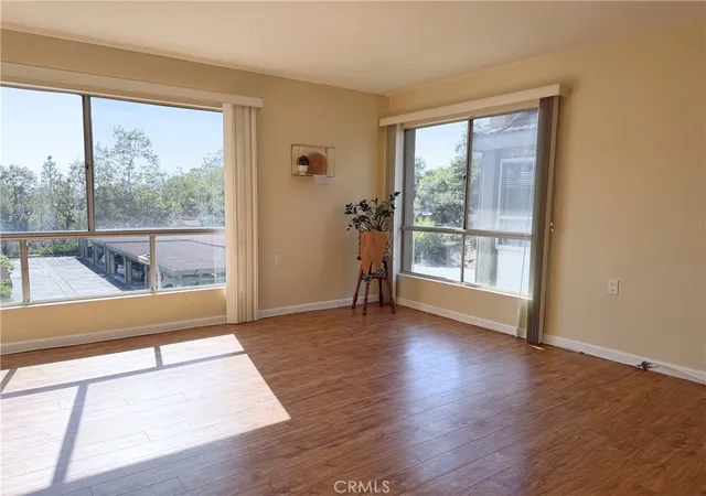 Photo 2 of Condo for sale at 824 Pinetree Cir #36, Thousand Oaks, CA 91360 | MLS# IV26104372 | Listing updated on 2026-09-12