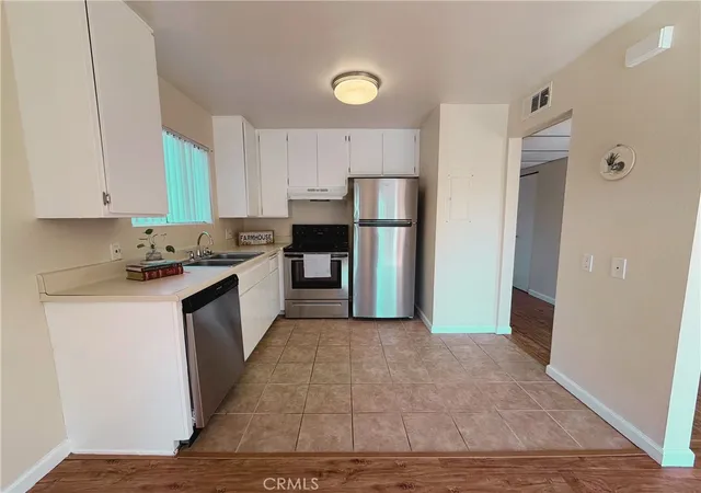 Photo 3 of Condo for sale at 824 Pinetree Cir #36, Thousand Oaks, CA 91360 | MLS# IV26104372 | Listing updated on 2026-09-12