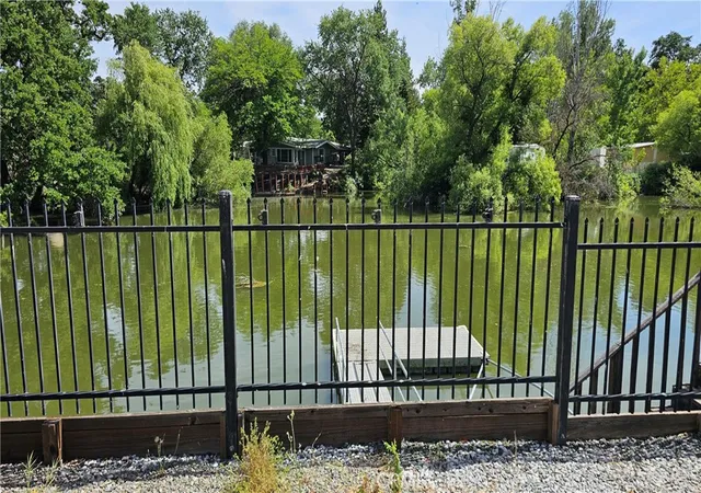 Photo 4 of Single family home for sale at 16067 Dam Rd, Clearlake, CA 95422 | MLS# LC26104648 | Listing updated on 2026-05-14