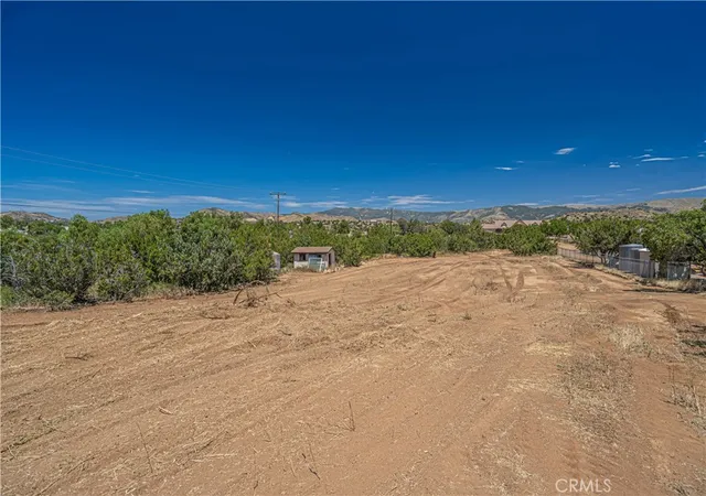 Homes for sale in Agua Dulce, CA | 10367 Escondido Canyon, Agua Dulce, CA 91390 | MLS# SR26104298