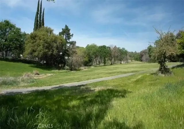 Photo 4 of Sale Pending at 517 Silver Leaf, Oroville, CA 95966 | MLS# OR26104754 | Listing updated on 2026-09-18