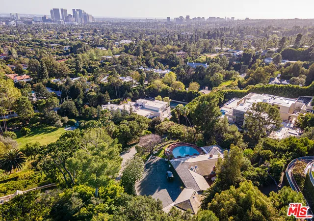Homes for sale in Beverly Hills, CA | 1114 Calle Vista Dr, Beverly Hills, CA 90210 | MLS# 26830755