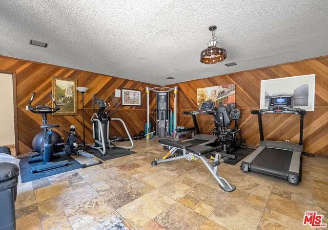 22nd image of 525 S Ardmore Ave #107, Los Angeles, CA 90020 | MLS# 26833915