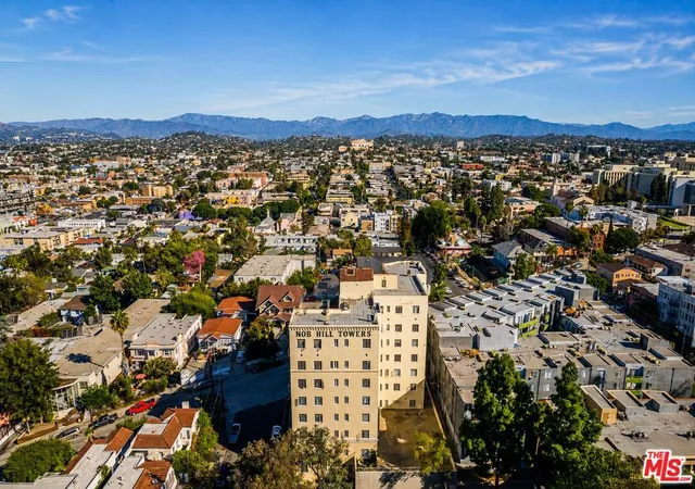 2nd image of 2430 Ocean View Ave, Los Angeles, CA 90057 | MLS# 26831741