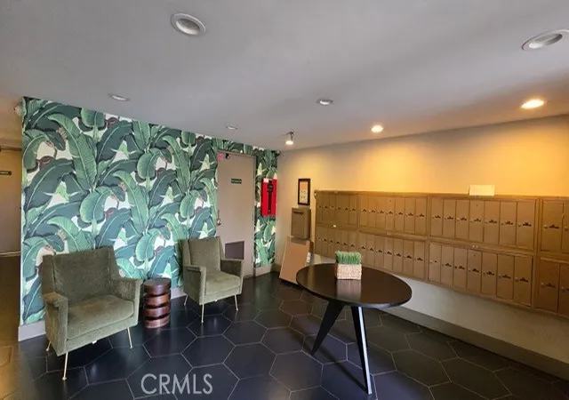 13th image of 2929 Waverly Apt # 213, Los Angeles, CA 90039 | MLS# DW26104859