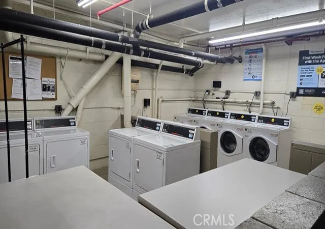 2nd image of 2929 Waverly Apt # 213, Los Angeles, CA 90039 | MLS# DW26104859