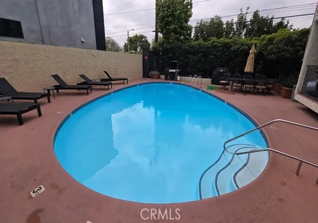 4th image of 2929 Waverly Apt # 213, Los Angeles, CA 90039 | MLS# DW26104859
