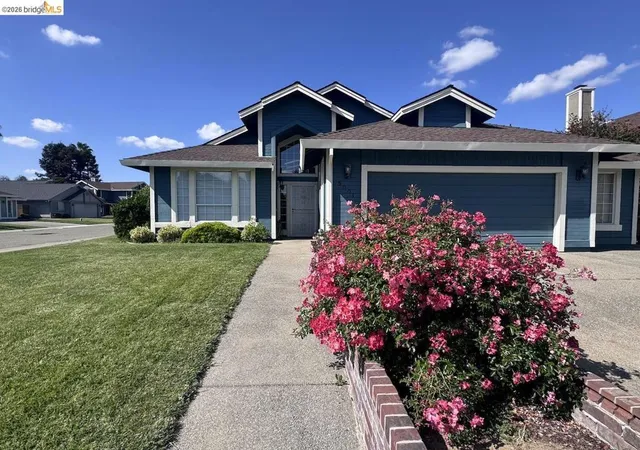 Photo 3 of Single family home for sale at 5001 Meadow Pass Way, Antelope, CA 95843 | MLS# 41134627 | Listing updated on 2026-09-26