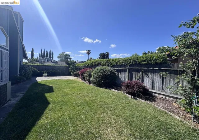Photo 4 of Single family home for sale at 5001 Meadow Pass Way, Antelope, CA 95843 | MLS# 41134627 | Listing updated on 2026-09-26