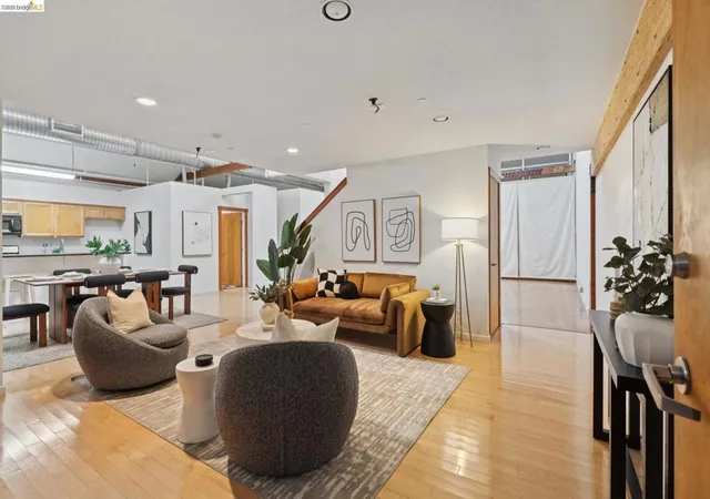 1st image of 530 E 8th St #207, Oakland, CA 94606 | MLS# 41134625