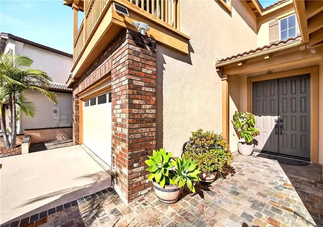 Photo 2 of Single family home for sale at 1820 W Demaret Ct, La Habra, CA 90631 | MLS# PW26072751 | Listing updated on 2026-09-24