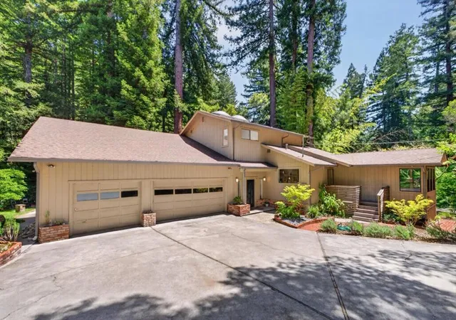 Homes for sale in Santa Cruz, CA | 450 Vine Hill Rd, Santa Cruz, CA 95065 | MLS# ML82046835