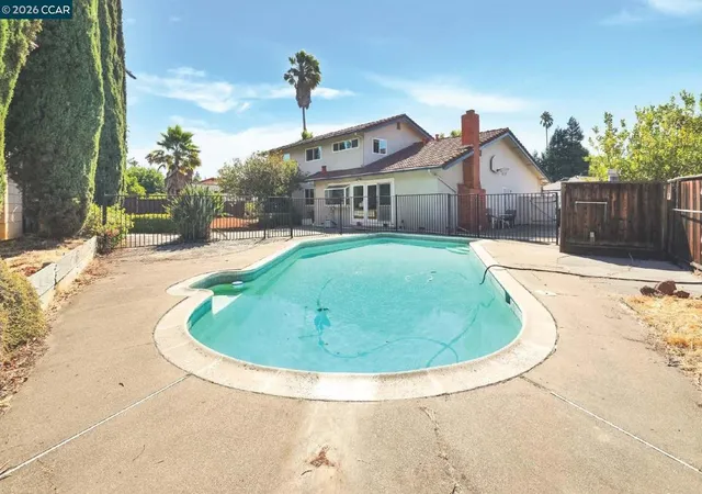 Photo 11 of Single family home for sale at 1533 Longford Ct, Walnut Creek, CA 94598 | MLS# 41134628 | Listing updated on 2026-10-06
