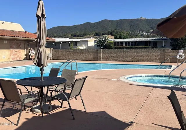 Homes for sale in Newbury Park, CA | 109 Saint James Ct #109, Newbury Park, CA 91320 | MLS# V1-36413