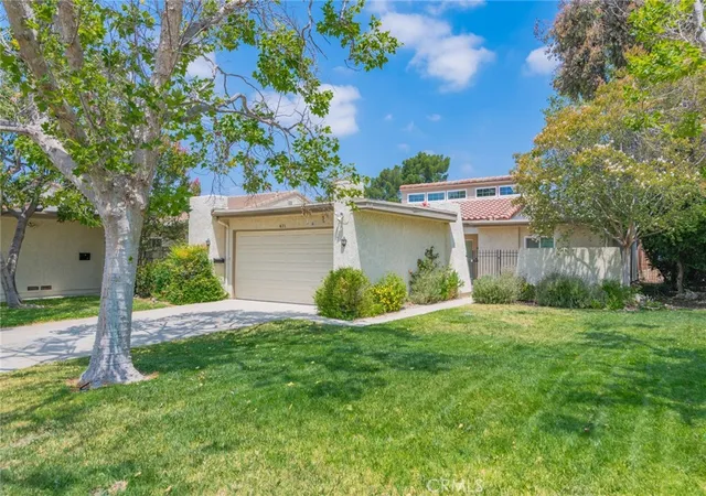 Homes for sale in Claremont, CA | 411 Champlain Dr, Claremont, CA 91711 | MLS# OC26104564