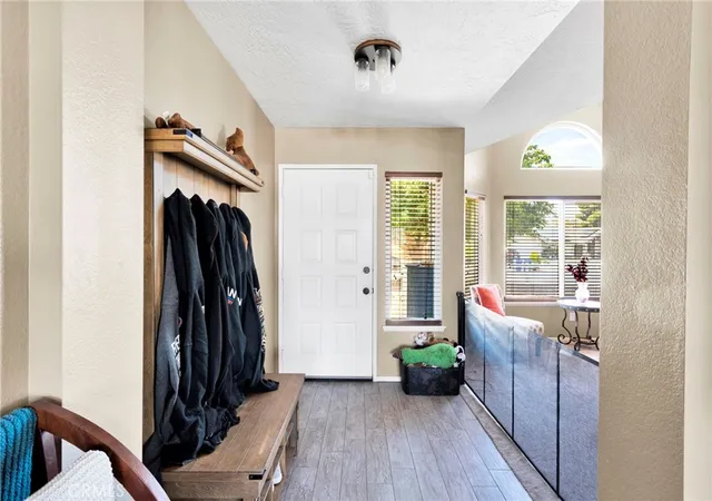 Photo 2 of Sale Pending at 13315 Cochise, Apple Valley, CA 92308 | MLS# CV26104936 | Listing updated on 2026-09-24