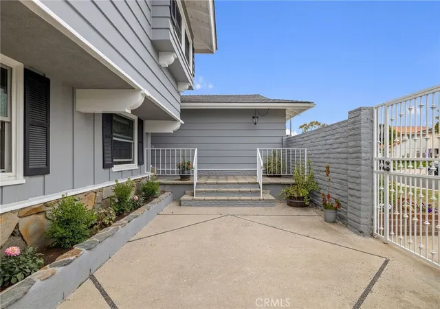 Photo 2 of Sale Pending at 23103 Cerise, Torrance, CA 90505 | MLS# SB26103557 | Listing updated on 2026-09-10