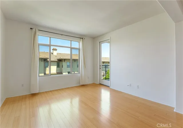 3rd image of 8355 Station Village #4409, San Diego, CA 92108 | MLS# ND26101795