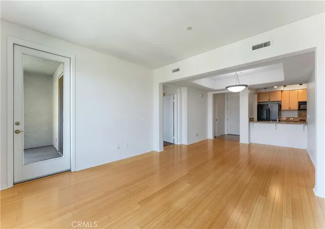 4th image of 8355 Station Village #4409, San Diego, CA 92108 | MLS# ND26101795