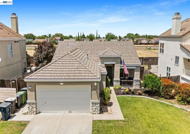 Homes for sale in Tracy, CA | 1571 Spring Ct, Tracy, CA 95376 | MLS# 41134651