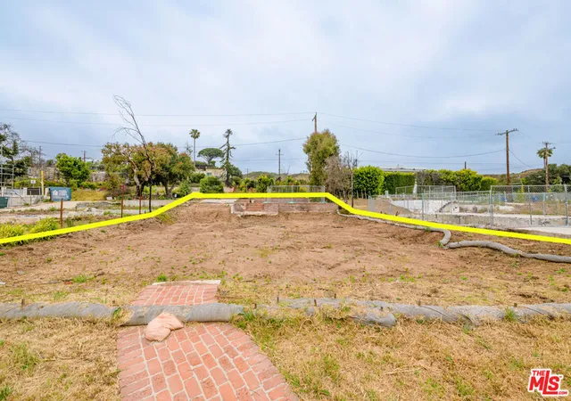 Photo 3 of Land for sale at 14619 Bestor Blvd, Pacific Palisades, CA 90272 | MLS# 26834075 | Listing updated on 2026-05-22