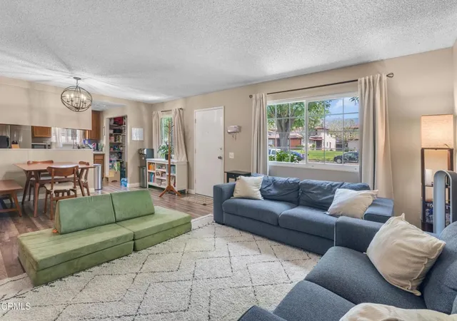 2nd image of 1124 W Calle Del Sol #1, Azusa, CA 91702 | MLS# P1-27154