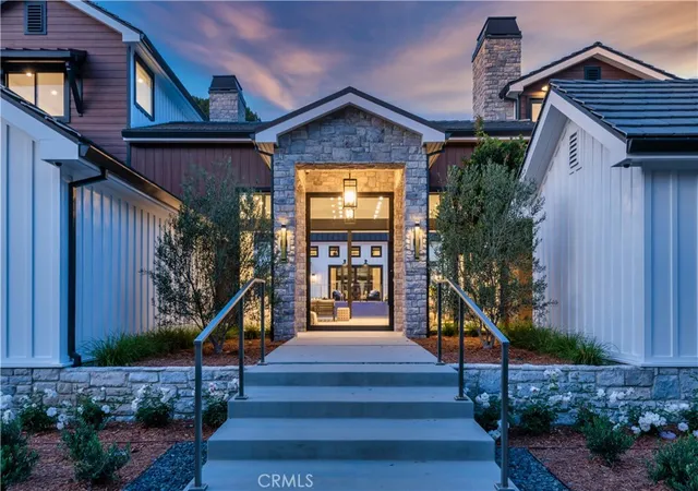 Homes for sale in Hidden Hills, CA | 25057 Lewis And Clark Rd, Hidden Hills, CA 91302 | MLS# OC26102253