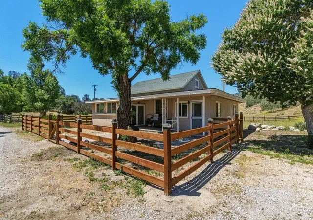 4th image of 31341 Airline Hwy, Paicines, CA 95043 | MLS# ML82047192