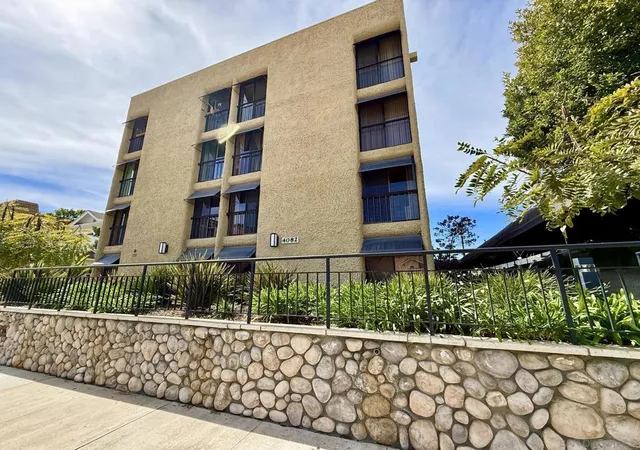 2nd image of 4082 Albatross St, San Diego, CA 92103