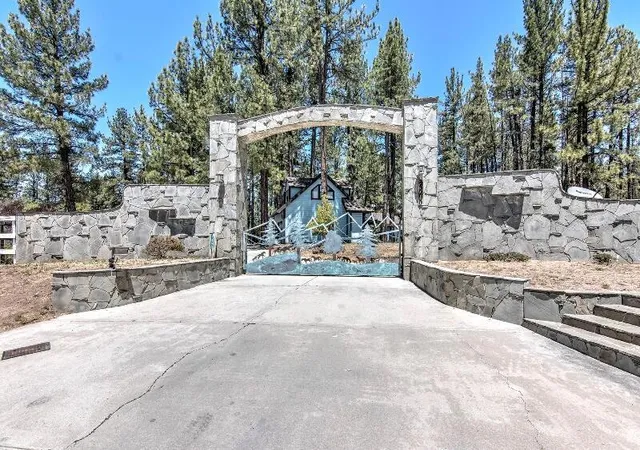 2nd image of 35290 Butterfly Peak Rd, Mountain Center, CA 92561 | MLS# 219147883DA