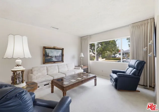 5th image of 3335 Cabrillo Blvd, Los Angeles, CA 90066 | MLS# 26833651
