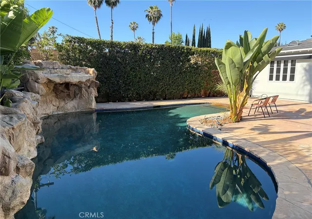 Homes for sale in Sherman Oaks, CA | 5704 Columbus, Sherman Oaks, CA 91411 | MLS# SR26104776