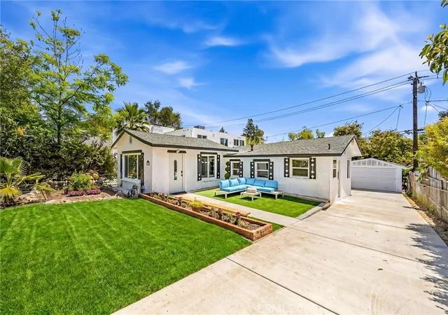 Homes for sale in Pasadena, CA | 1280 E Woodbury, Pasadena, CA 91104 | MLS# DW26105193