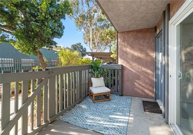 Homes for sale in Torrance, CA | 1133 Sepulveda, Torrance, CA 90502 | Houzeo