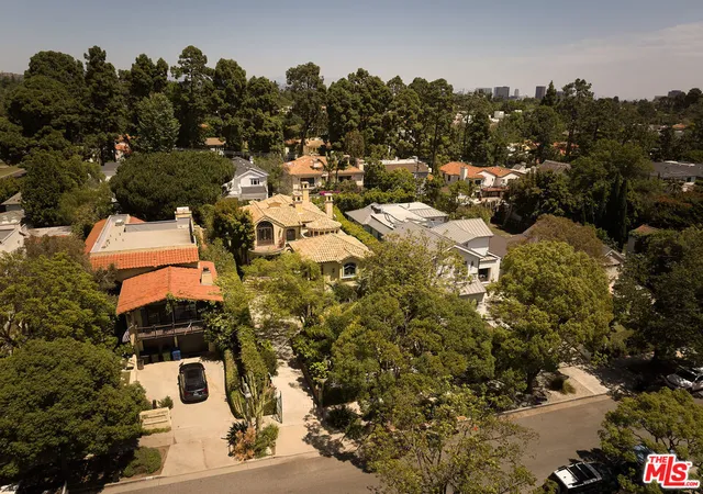 Homes for sale in Santa Monica, CA | 215 23rd St, Santa Monica, CA 90402 | MLS# 26832201