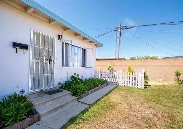 3rd image of 1627 W 228Th, Torrance, CA 90501 | MLS# DW26083635