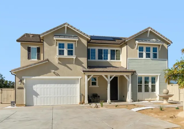 3rd image of 22013 Long Trot Dr, Escondido, CA 92029 | MLS# NDP2604685