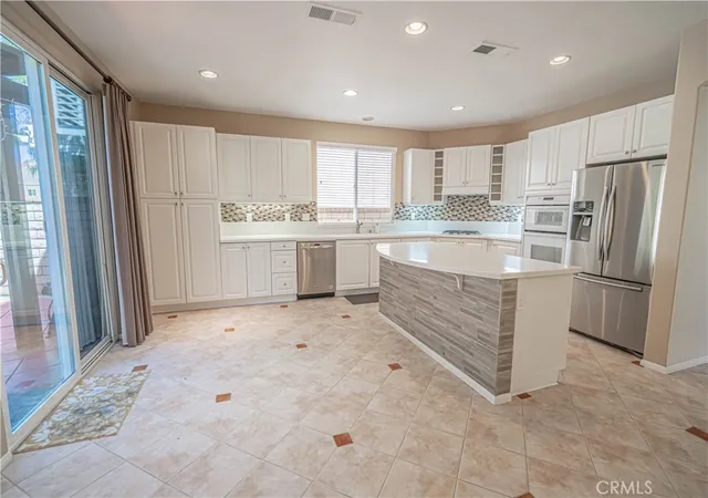 5th image of 28437 Lobelia, Valencia, CA 91354 | MLS# SR26105319