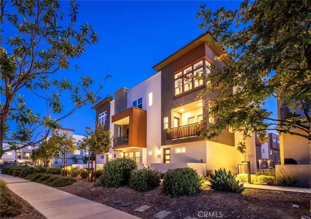 Homes for sale in Valencia, CA | 27562 Sparrow Ct, Valencia, CA 91381 | MLS# SR26105230