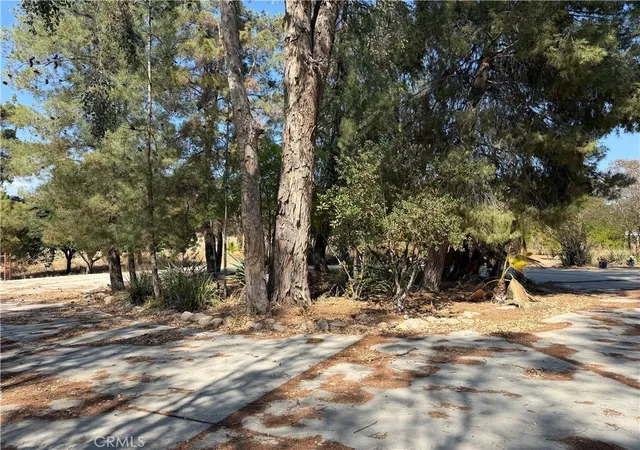 Photo 2 of Sale Pending at 41135 Gause, Hemet, CA 92544 | MLS# IG26105390 | Listing updated on 2026-09-17