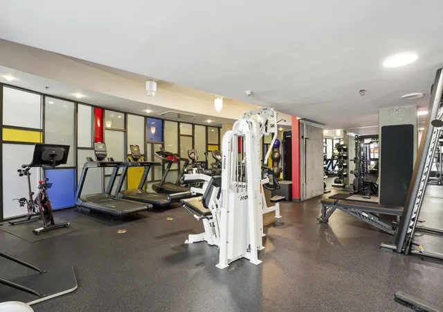 Listing Photo 2 - Condo for sale in building located at 1050 Island, San Diego, CA 92101 - Unit #210
