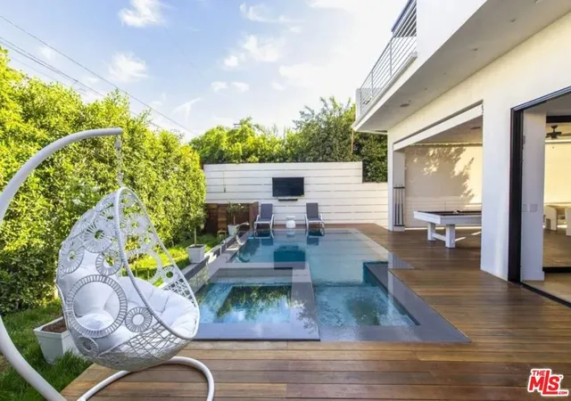 2nd image of 748 N Detroit St, Los Angeles, CA 90046 | MLS# 26834015