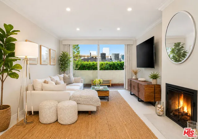Homes for sale in Santa Monica, CA | 125 Montana Ave #204, Santa Monica, CA 90403 | MLS# 26834083