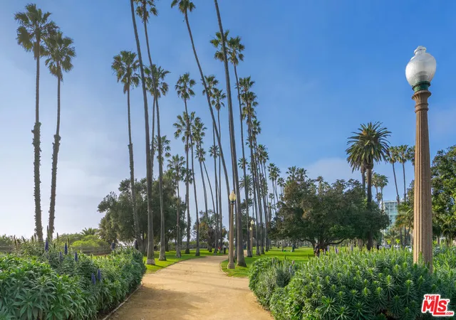 Homes for sale in Santa Monica, CA | 125 Montana Ave #204, Santa Monica, CA 90403 | MLS# 26834083
