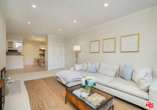 Homes for sale in Santa Monica, CA | 125 Montana Ave #204, Santa Monica, CA 90403 | MLS# 26834083