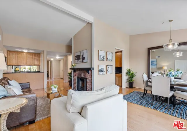 2nd image of 306 Bora Bora Wy #305, Marina Del Rey, CA 90292 | MLS# 26833467